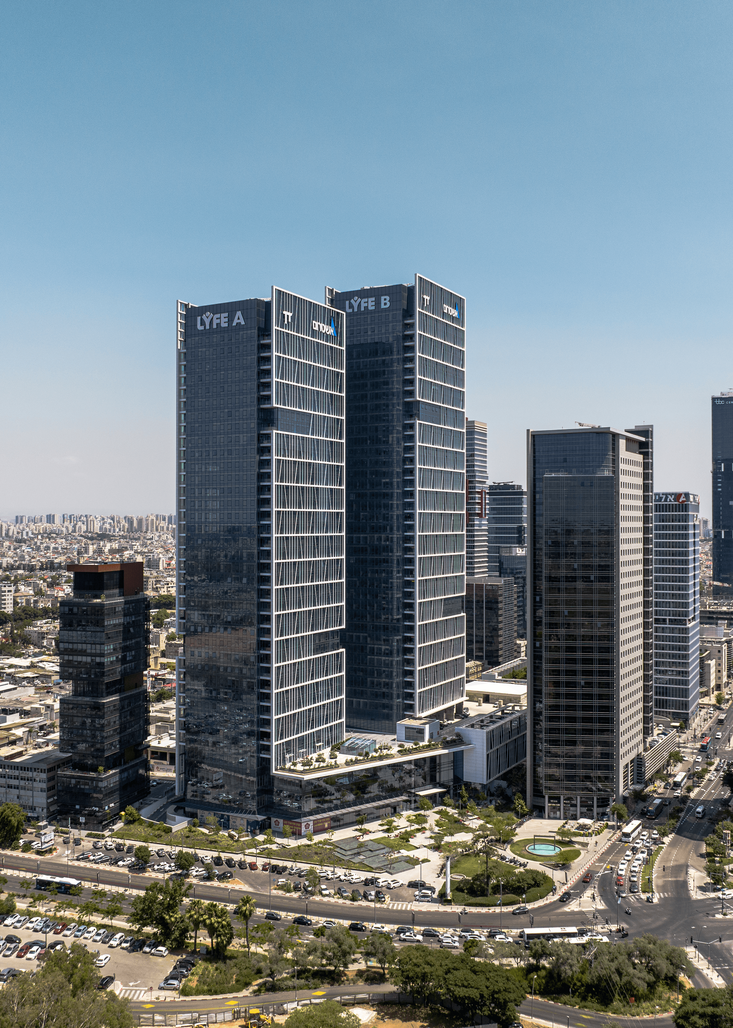 מתחם משרדי היוקרה Luxury Office Complex