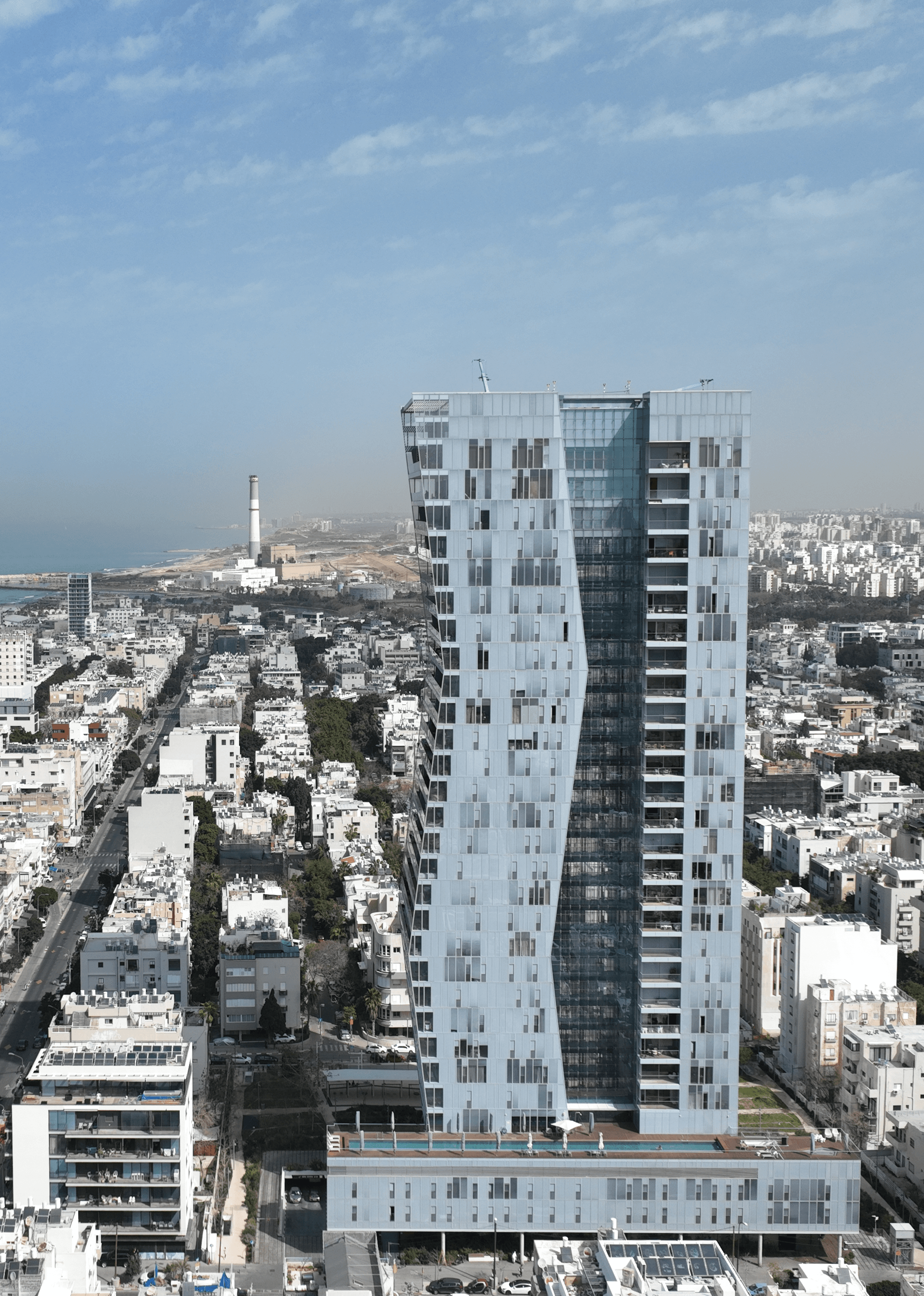מגדל יוקרתי בלב שטח עירוני תל אביב יפו A Luxury Tower in the Heart of the Urban Area of Tel Aviv-Jaffa