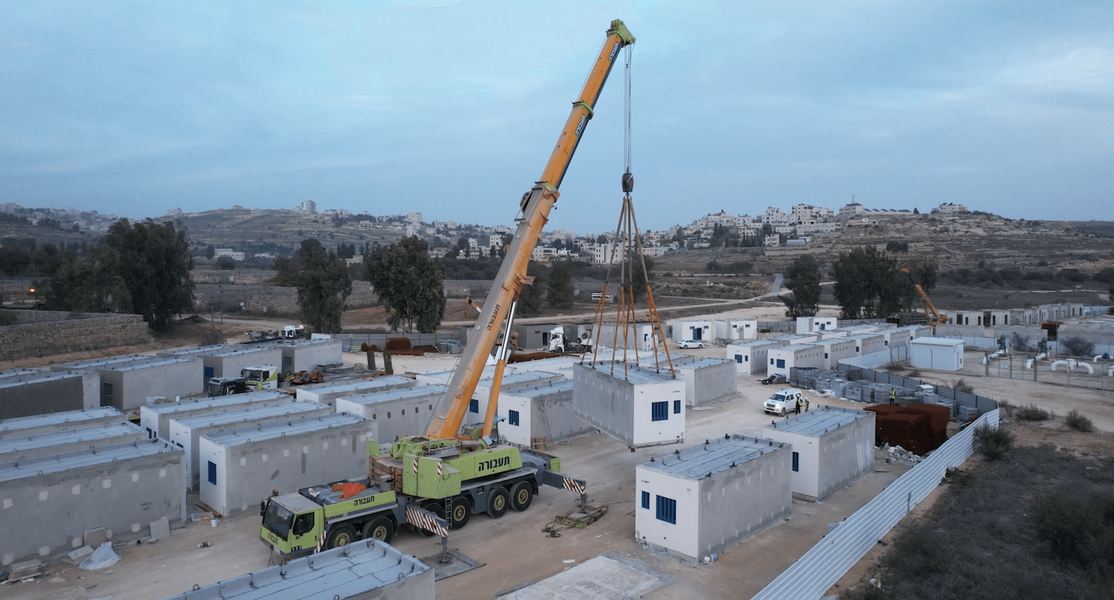 הקמת חמישה אגפים חדשים בבית הסוהר עופר Establishing Five New Wings at Ofer Prison