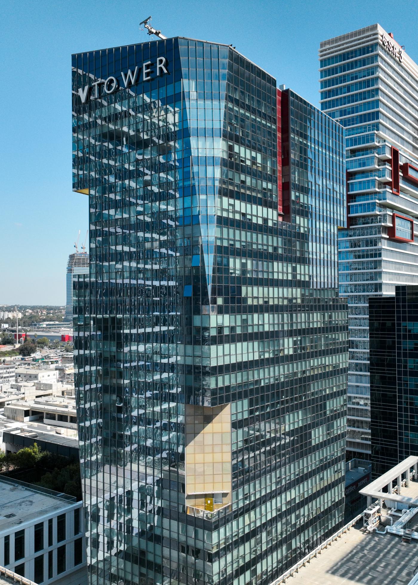 מגדל בוטיק חדשני בן 19 קומות An Innovative Boutique Tower with 19 Floors