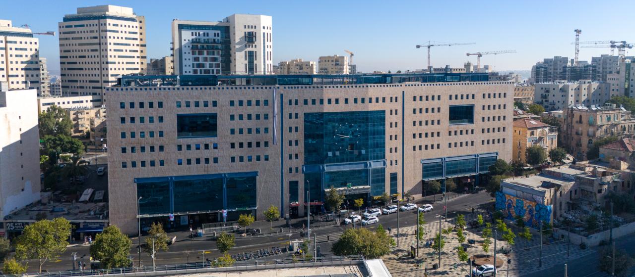 מבנה התחנה המרכזית בירושלים The Structure of the Central Station in Jerusalem