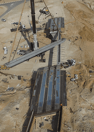 ייצור קורות בטון לגשר בדרום Production of Concrete Beams for a Bridge in the South