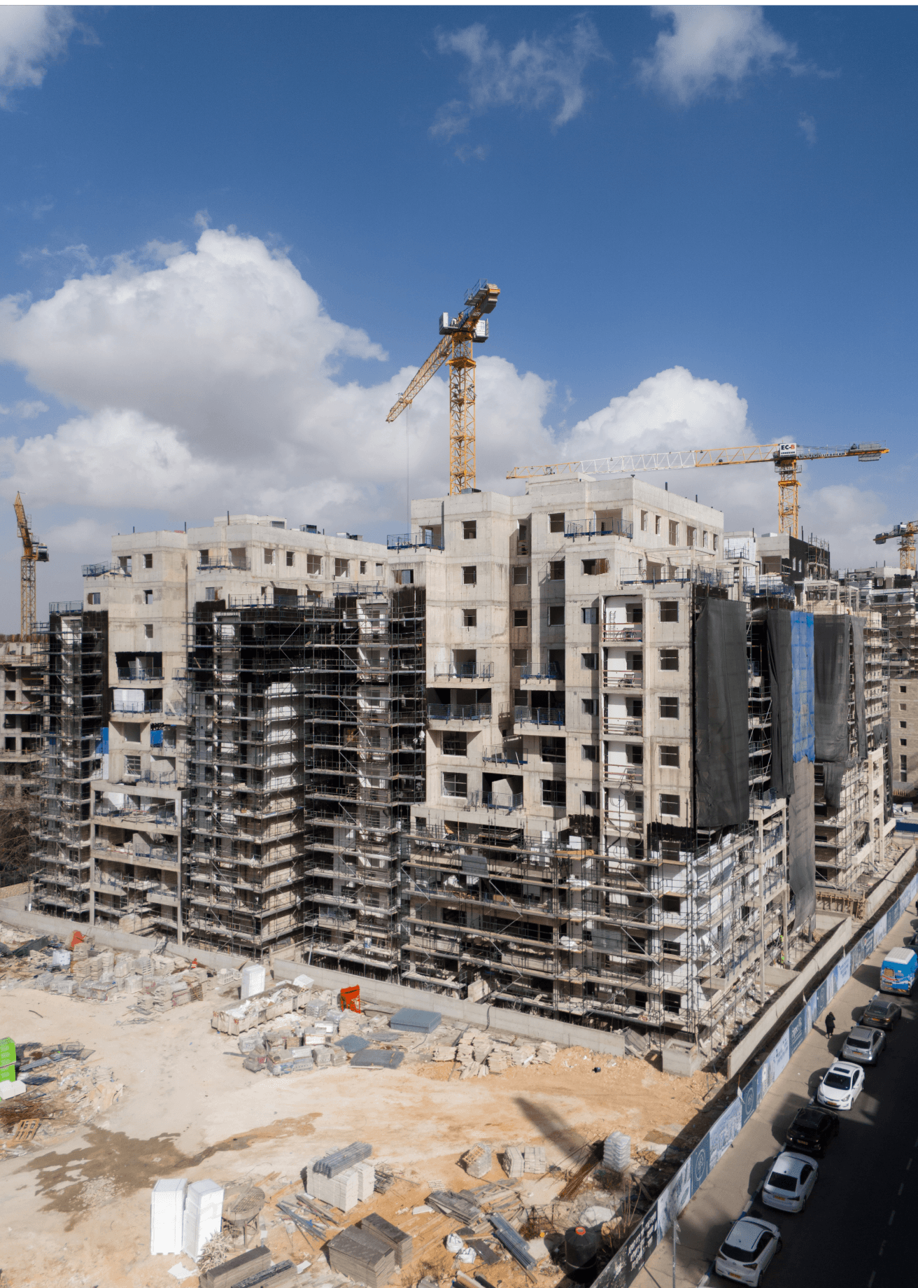 אקה פרימיום